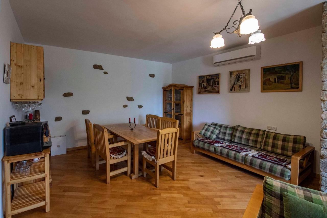 Green Stone Boutique Hotel Yeghegnadzor Dış mekan fotoğraf