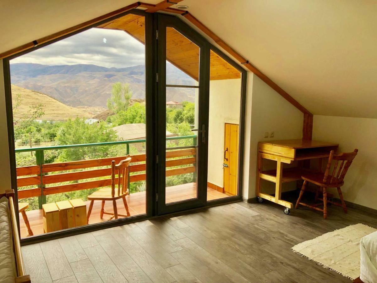 Green Stone Boutique Hotel Yeghegnadzor Dış mekan fotoğraf